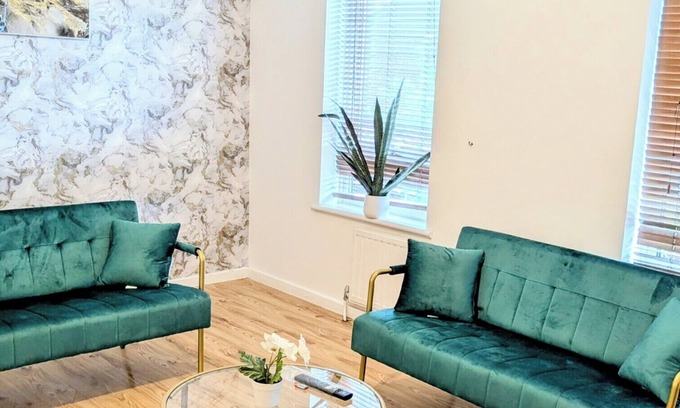 Thamesmead East House | Pleasant 4-bedroom house with WiFi in Erith