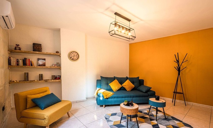 Fourques House | Pleasant, centrally-located house