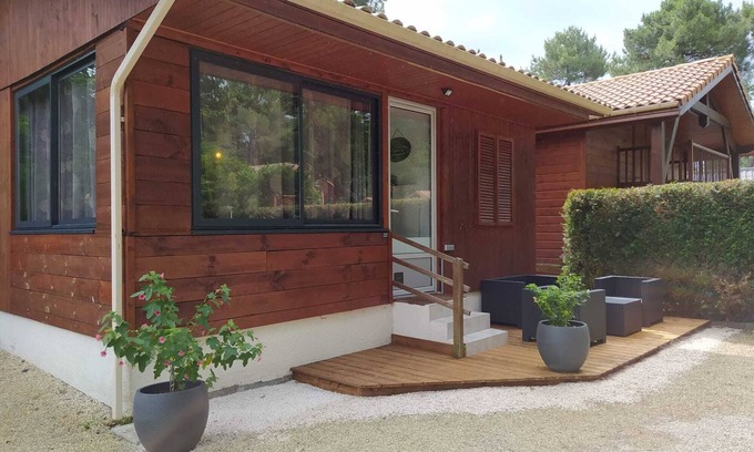 Gujan-Mestras Ski Chalet | Pleasant cottage in Gujan-Mestras
