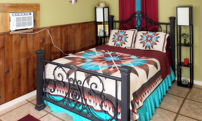 Homosassa Cabin | Pleasant Days Lodging Southwest Cottage