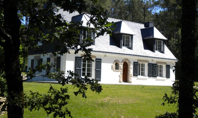 Theix-Noyalo House | Pleasant listed house, 2km from the center of Theix-Noyalo.