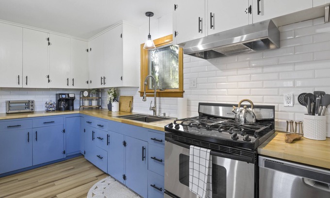 Palmyra House | Pleasant Place: A Family Stay in Palmyra