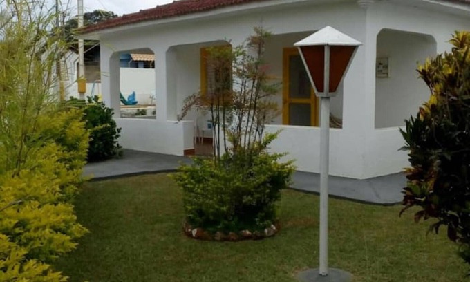 Alambari House | Pleasant Recanto Tatinha with swimming pool.