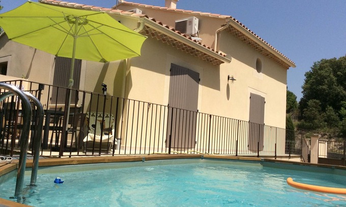Mormoiron House | Pleasant villa at the foot of the ventoux with pool, near a lake