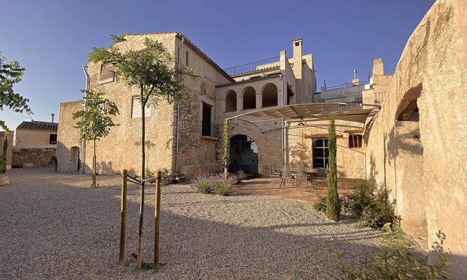 Nulles Cottage | Pleasant village house, Garden. Private pool