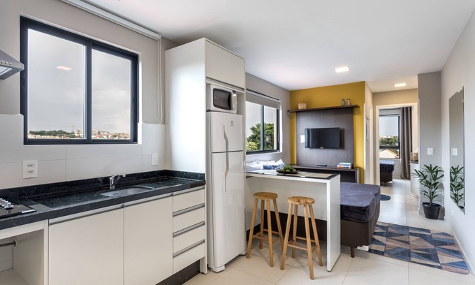 Reboucas Apartment | Pleione ⭐️ flat completo, garagem, Jd. Botânico, PUC, Centro