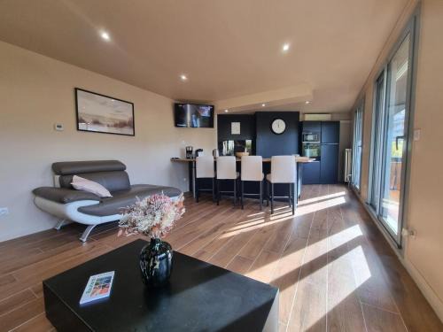 Saint-Chamond House | Plenitude