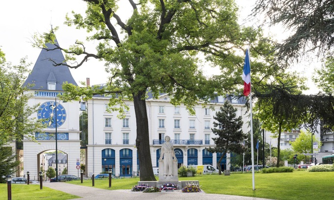 Le Plessis-Robinson Hotel | Plessis Grand Hôtel