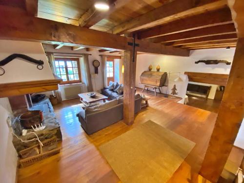 Ordino Apartment | Pleta Ordino 18, Duplex rustico con chimenea, Ordino, zona vallnord