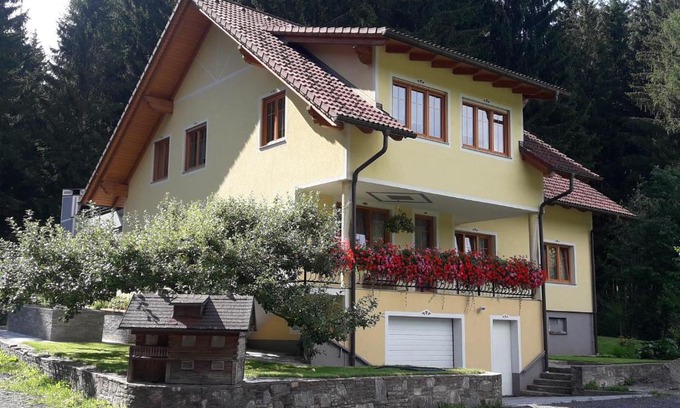 Obdach Apartment | Pletz