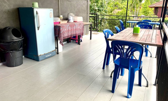 Amphawa House | Ploynam Homestay