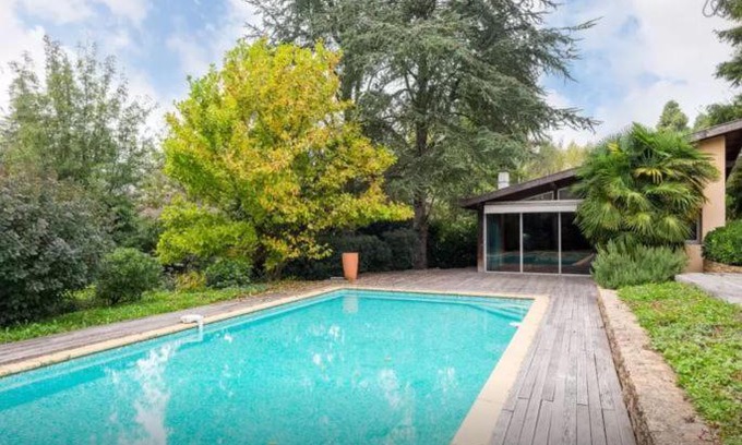 Saint-Cyr-au-Mont-d'Or Bed & Breakfast | Plum'Art
