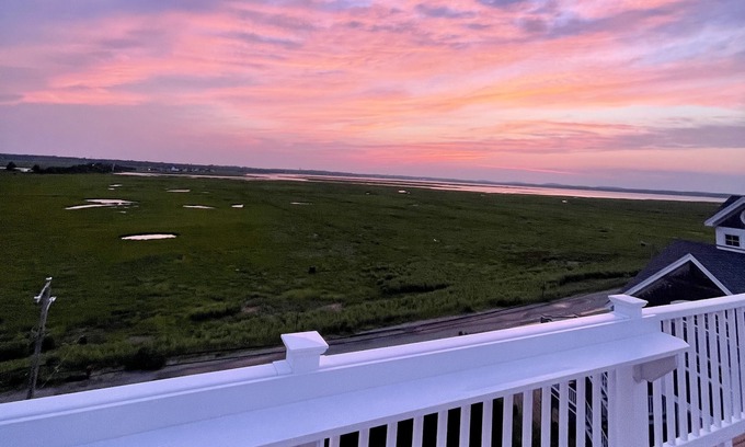 Newburyport House | Plum Island Waterfront with 360 water views and roof deck!