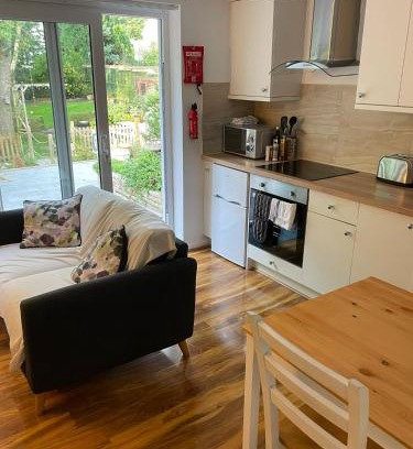 Plympton Apartment | Plympton Annex - Apartment