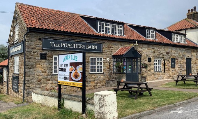 Scarborough Hotel | Poacher's Barn