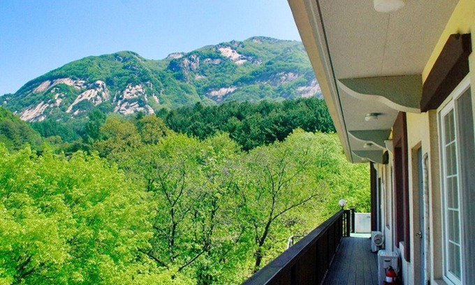 Pocheon House | Pocheon Yeohaeng Sketch Pension