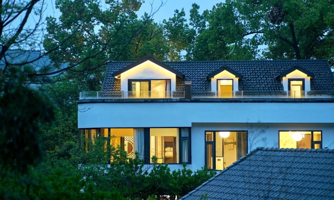 Xihu House | Poetic Villa