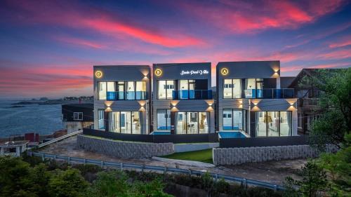 Pohang House | Pohang Seoin Pool Villa