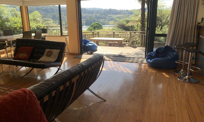 Lake Tarawera House | Pohutukawa Lake House. Relax in comfort in our well equipped lake house.