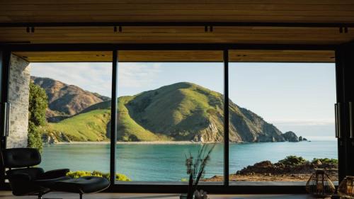 Nelson Region House | Pohutukawa Lodge