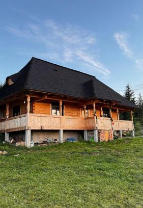 Neagra Sarului Cabin | Poiana cu Sinziene