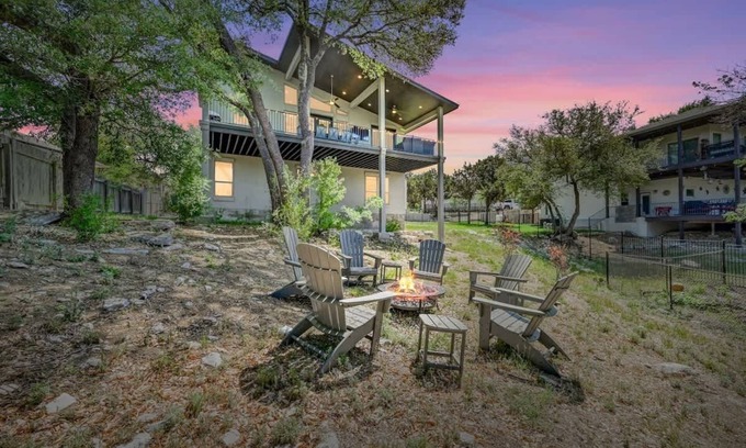 Point Venture House | Point Venture Lakehouse