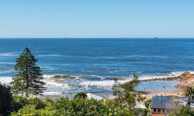 Avoca Beach House | Point View - 'Amazing Views & Location'