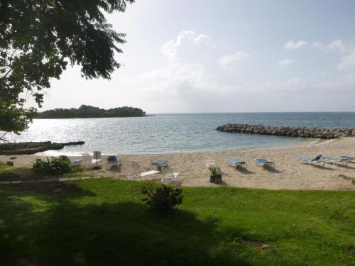 Orange Bay Resort | Point Village Studio