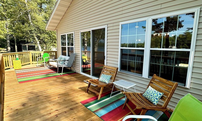Steuben Cottage | Pointview Cottage overlooking Crooked Lake