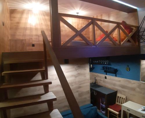 Chelmno Apartment | Pokoj z antresolą