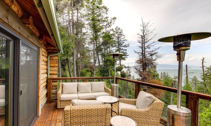 Finley Point Cabin | Polson Cabin Rental: Private Deck & Mountain Views