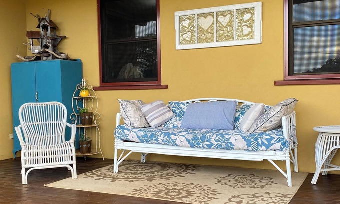 Pomona House | Pomona Noosa Hinterland Homestay, Heritage accommodation home in Pomona