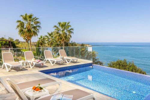 Pachyammos Villa | Pomos Seashore villa