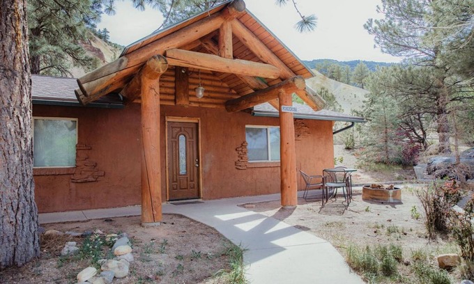 Sevier Cabin | Ponderosa Cabin (Deluxe)