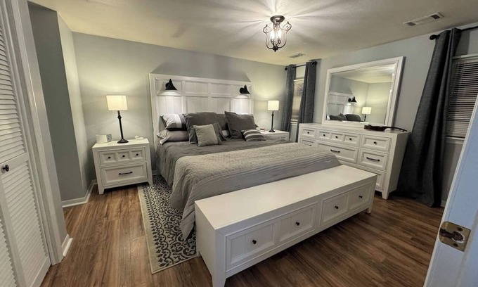 Beech Island House | Pool, $0 cleaning fee, covered parking, new bed
