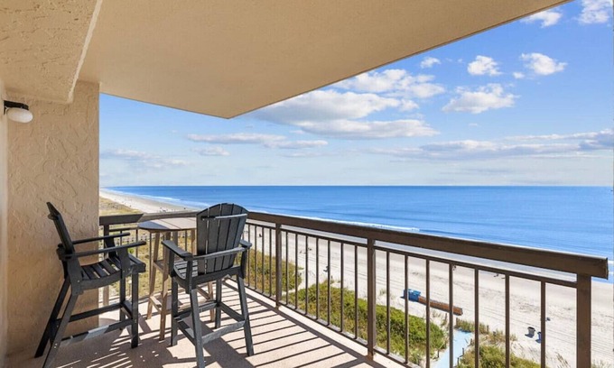 North Myrtle Beach Apartment | Pool- 2 Beds- Oceanfront Corner at Buena Vista