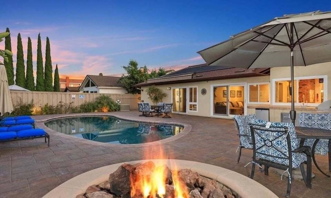 San Carlos House | Pool, A/C, fire pit, views of Cowles Mountain - Hemingway Heaven - New Listing with a pool!