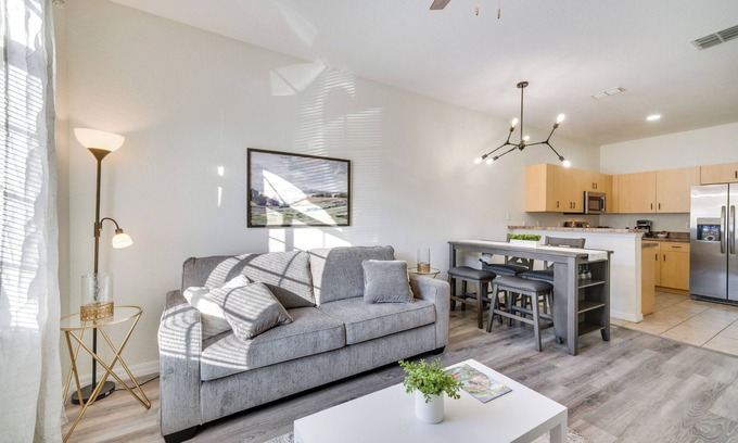 Haines City Condo | Pool Access: Family-Friendly Poinciana Condo!