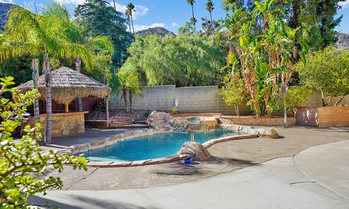 Lake Elsinore House | Pool BBQ View Balcony Fireplace King W-D