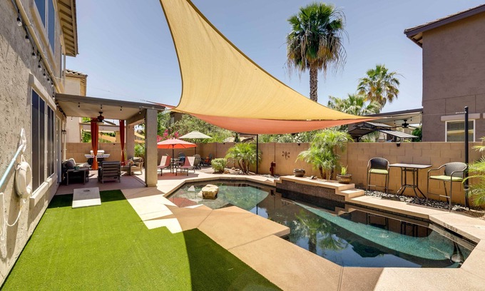 Cottonflower House | Pool, Fire Pit & Grill: Goodyear Home!