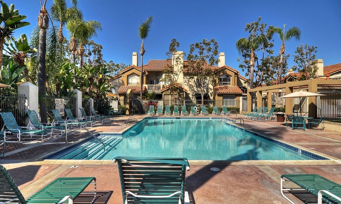Laguna Niguel House | POOL! Fireplace! 10 Minutes to Beach! Come Explore Laguna Niguel! PALM COURT!