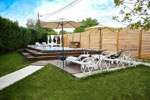 Skopje Villa | Pool Garden-Oaza