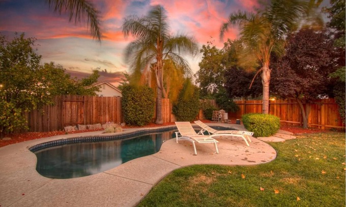 West Sacramento House | Pool Gem Near Downtown Big Yard Pets OK