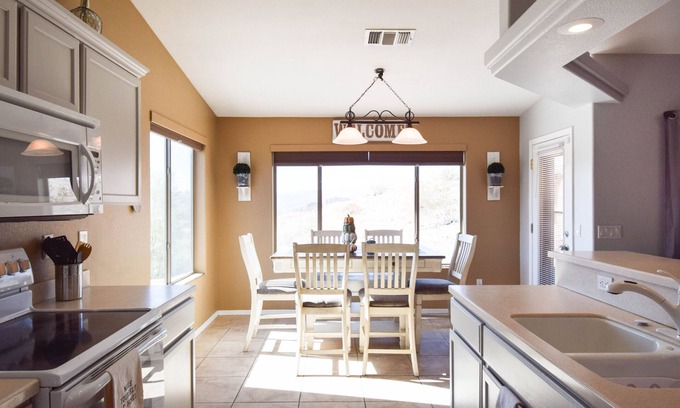 Lake Havasu City House | Pool home/Cozy getaway in Lake Havasu