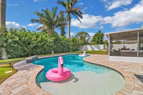 Central Naples House | Pool Home Near Downtown, 5th Ave, Beaches & Pier