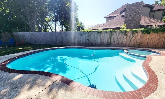 McKinney House | Pool & hot SPA, 5 Bed 3.5 Bath sleep 16 people