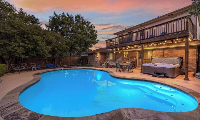 White Rock Hills House | Pool, HOT TUB and Huge Game Room