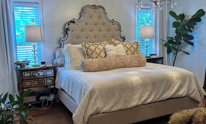 Cottondale House | Pool House of T-town