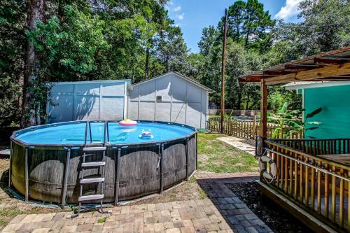 Montgomery House | Pool House! Sweet Sunny Retreat- House 2