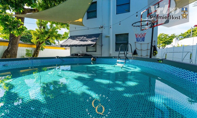 Wynwood Art District House | Pool House W/Fun Games & Services Wynwood Central